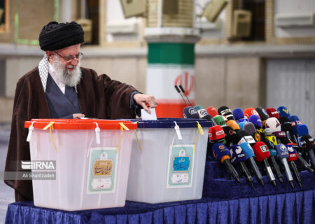 شرکت رهبر انقلاب در انتخابات ۱۴۰۲