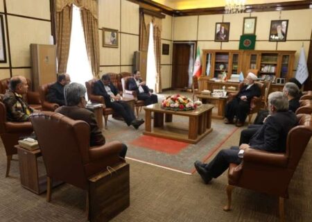 معاون وزیر جهاد کشاورزی خبرداد: توزیع و کاشت ۱۵ میلیون اصله درخت در دوره جنگ تحمیلی سوم توزیع و کاشت ۱۵ میلیون اصله درخت در دوره جنگ تحمیلی سوم